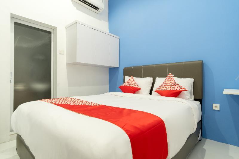 Royal Suite Condotel Medan Exterior photo