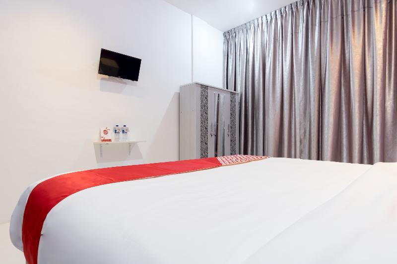 Royal Suite Condotel Medan Exterior photo