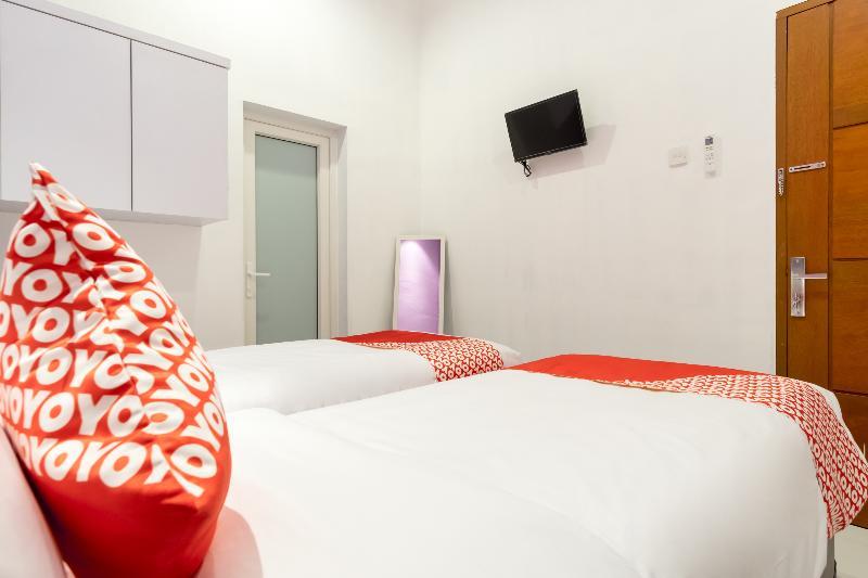 Royal Suite Condotel Medan Exterior photo